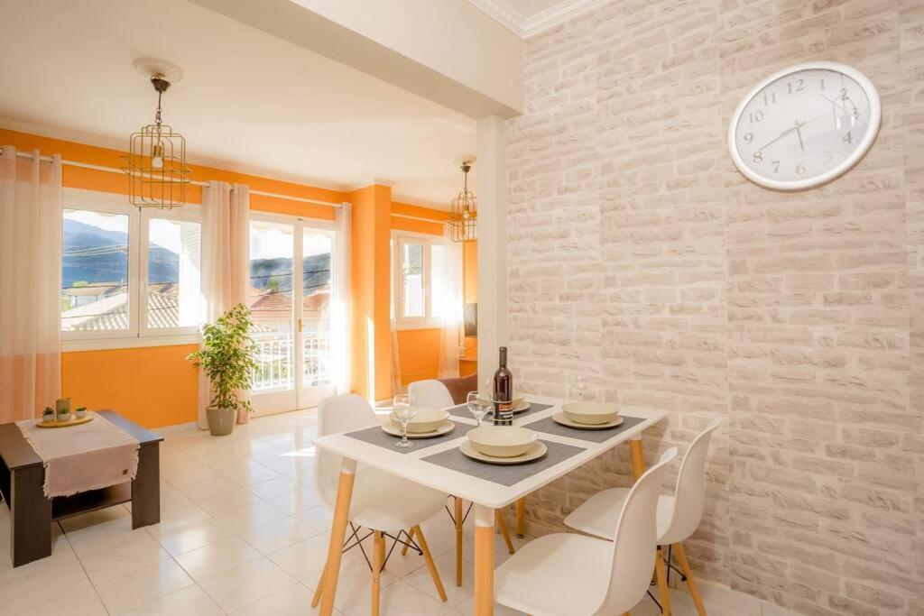 New  2 Bedroom/ 2 Bath Ap.Nidri, Familia Exteriör bild